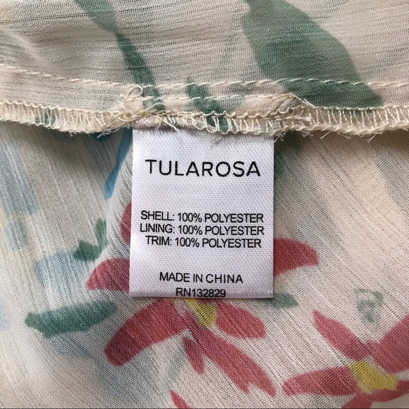 ❤️ TULAROSA ❤️  JoJo Floral Flutter Sleeve Blouse - Picture 7 of 9